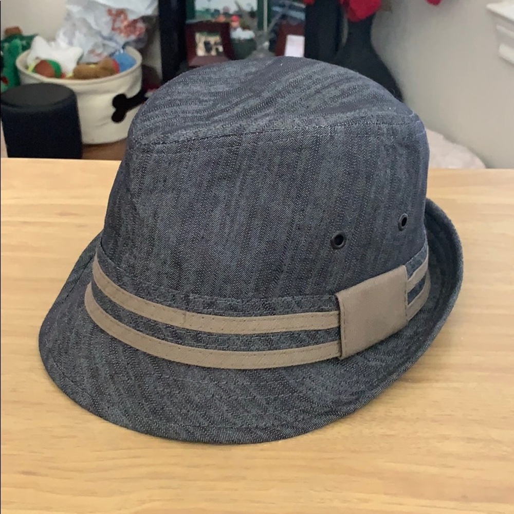 NWT Men’s Grey Denim Trilby Fedora Hat with Brown Trim